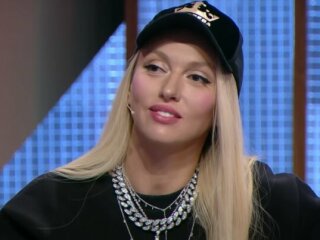 Оля Полякова