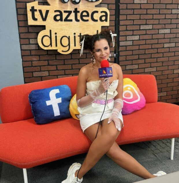 Настя Каменських на ТБ у Мексиці