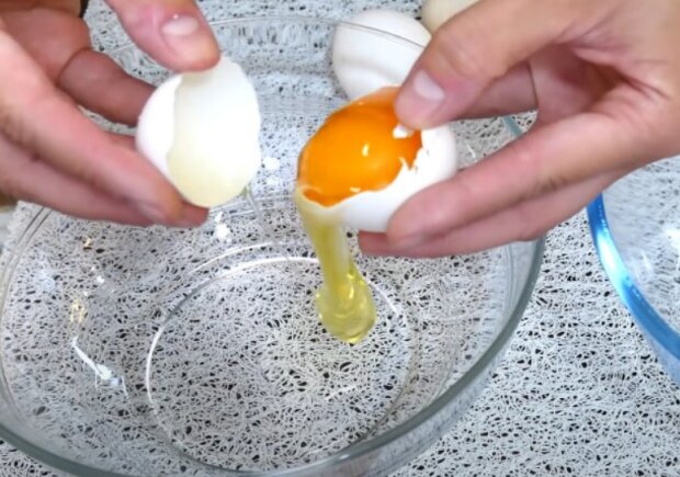 Приготовление пирога, кадр из видео