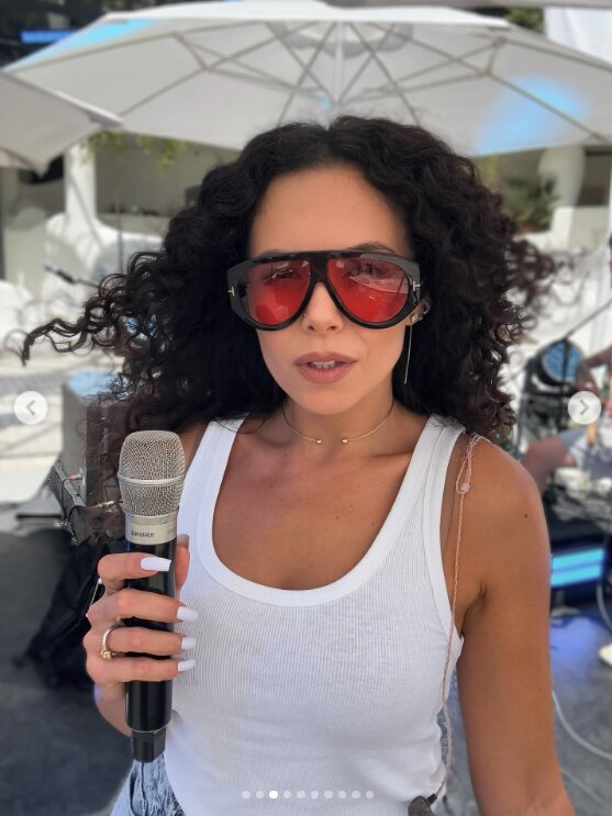 Скрин публикации Насти Каменских