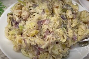 Немецкий салат. кадр из видео