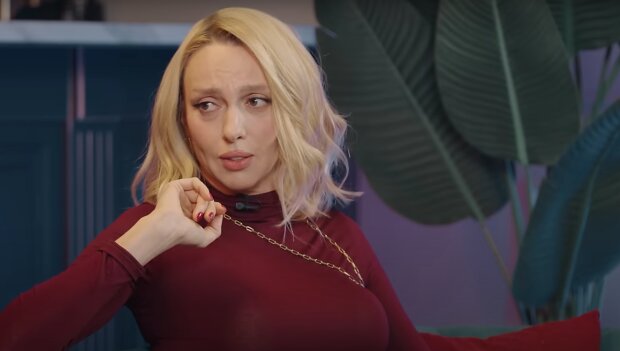 Оля Полякова