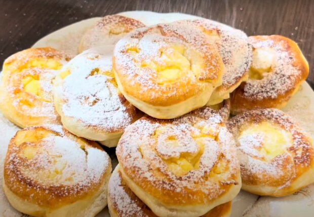 Улитки с яблоком, кадр из видео