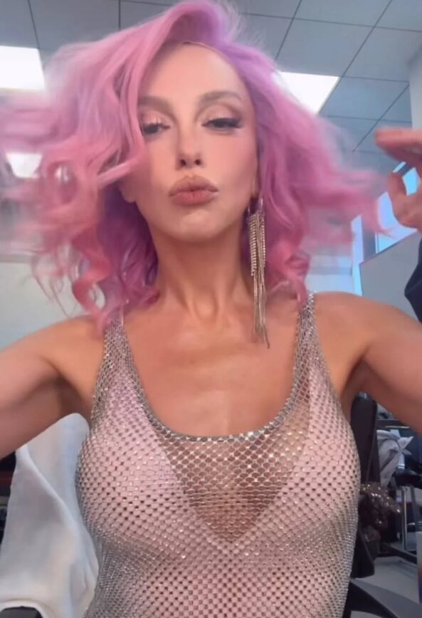 Оля Полякова