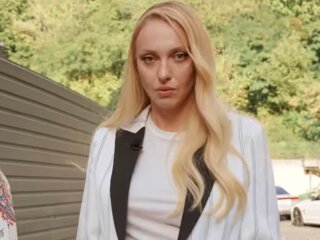 Оля Полякова, кадр из интервью