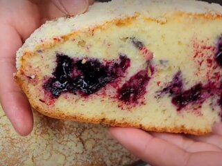 Вишневий пиріг, кадр з відео