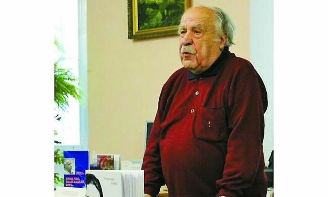 Микола Євгенович Петренко