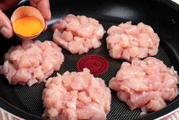 Курячі котлети, кадр з відео