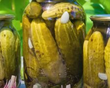 Рецепт маринованих огірків на зиму