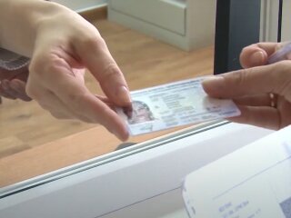 Оформлення паспортів для українців