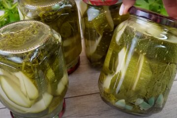 Мариновані кабачки на зиму