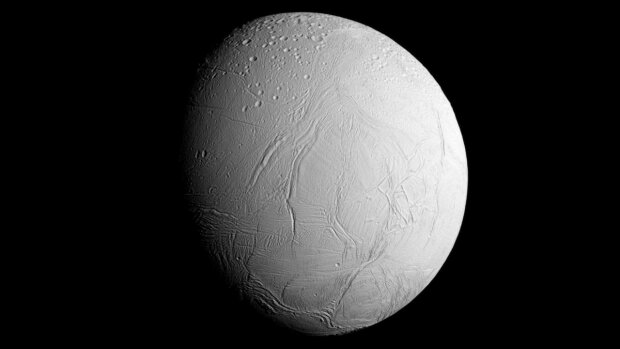 Енцелад, таємничий Місяць Сатурна