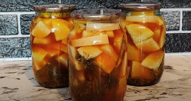 Маринованые кабачки на зиму с кетчупом