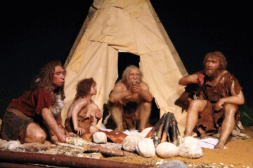 неандертальці