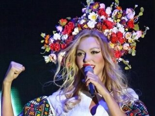 Оля Полякова