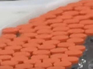 Вакцина. Фото: скриншот видео