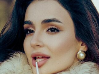 Анна Трінчер: скрін з Instagram