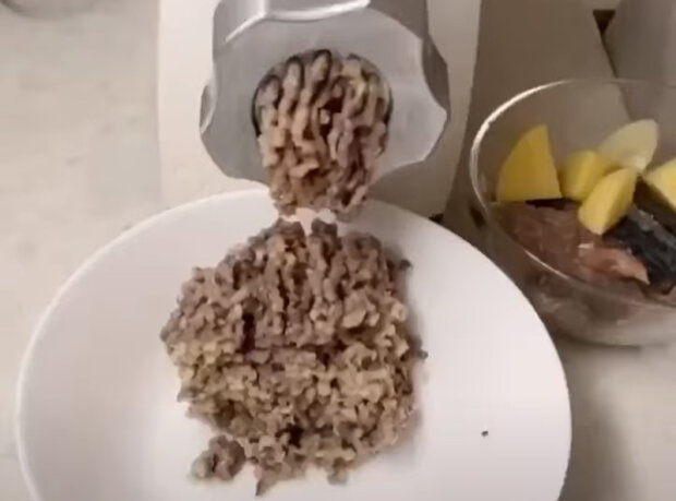 Рибні ліниві голубці зі скумбрії