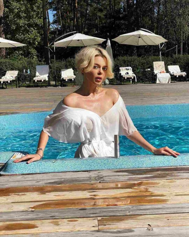 Аліна Гросу