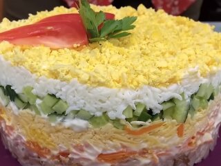 Салат "Новогодний", кадр из видео