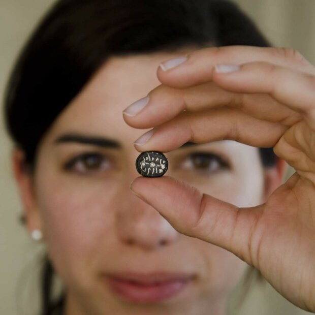 Археологи знайшли стародавню печатку