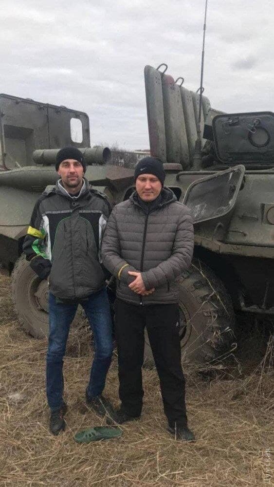 Двоє залізничників голими руками захопили російський БТР