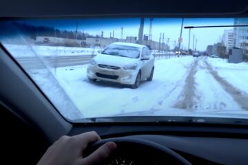 Водитель: скрин с видео