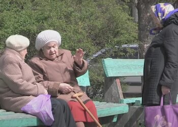 Пенсіонери: скрін з відео