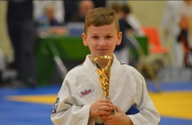 мальчик утонул, спасая из воды друга