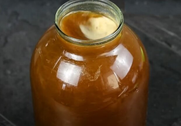 Квас, кадр из видео