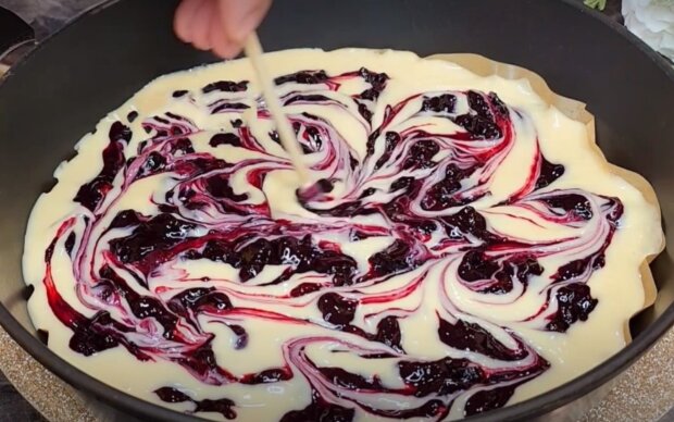 Ягодный пирог, кадр из видео