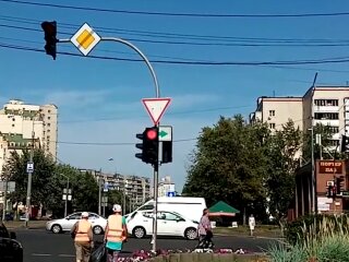 Авто, дорога, светофор