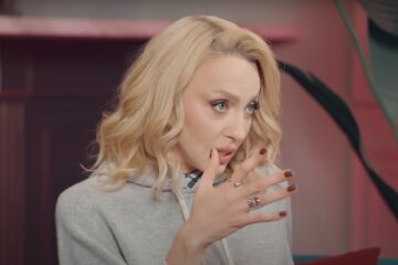 Оля Полякова
