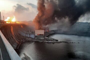 Атака на Днепровскую ГЭС, фото из соцсетей