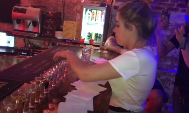 бар, шоты, коктейли