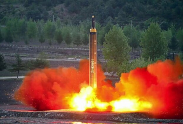 Ракета Hwasong-12, КНДР