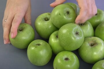 Ешьте каждый день: ученые назвали полезные свойства яблок