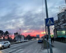Київ, машини, фото із соцмереж