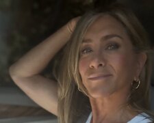 Дженніфер Еністон