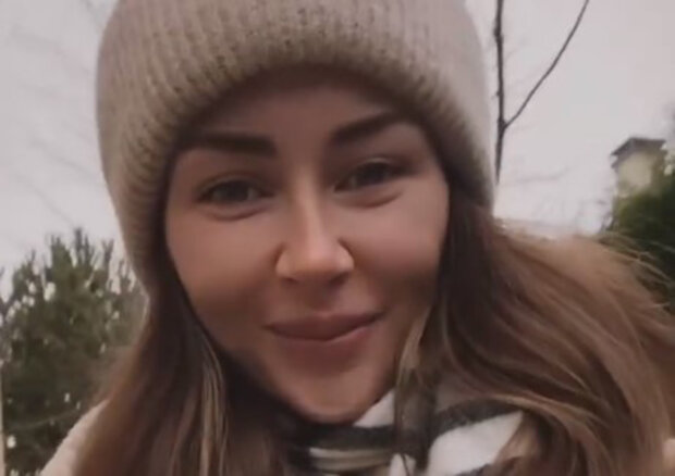 Анна Заворотнюк