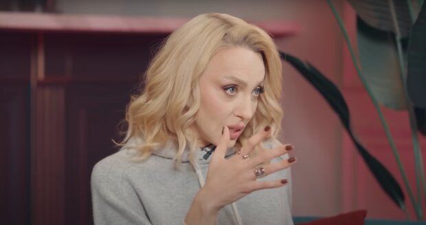 Оля Полякова