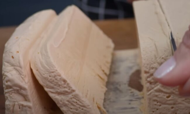 Морозиво, кадр з відео