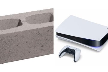 PlayStation 5 и бетонный кирпич