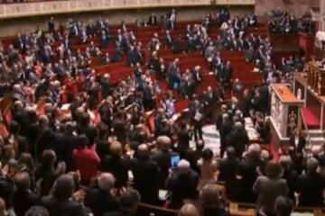 Парламент Франции проголосовал за признание Нагорного Карабаха