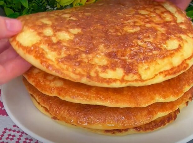 Товсті млинці, кадр з відео