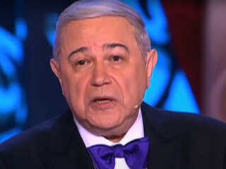 Евгений Петросян