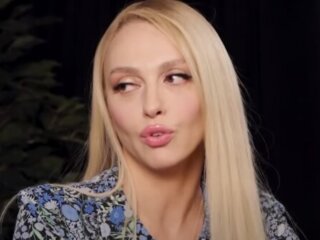Оля Полякова: скрін з відео