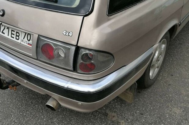 "Волгу" схрестили з Toyota Camry