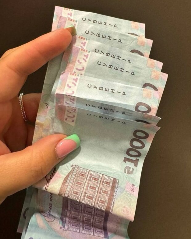 Сториз alyona alyona