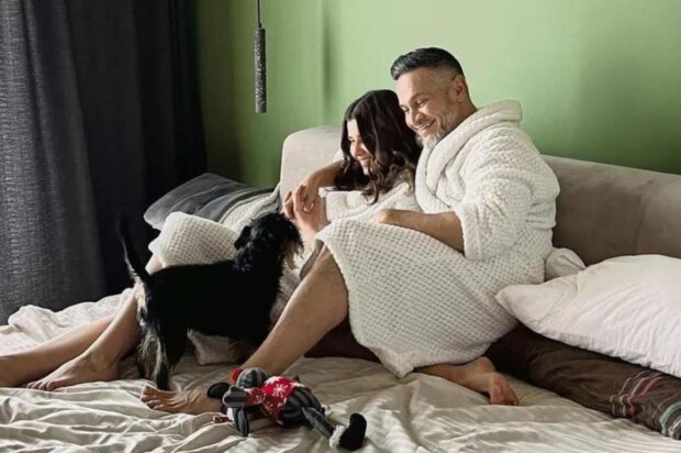 Эктор Хименес-Браво с любимой, фото из соцсетей